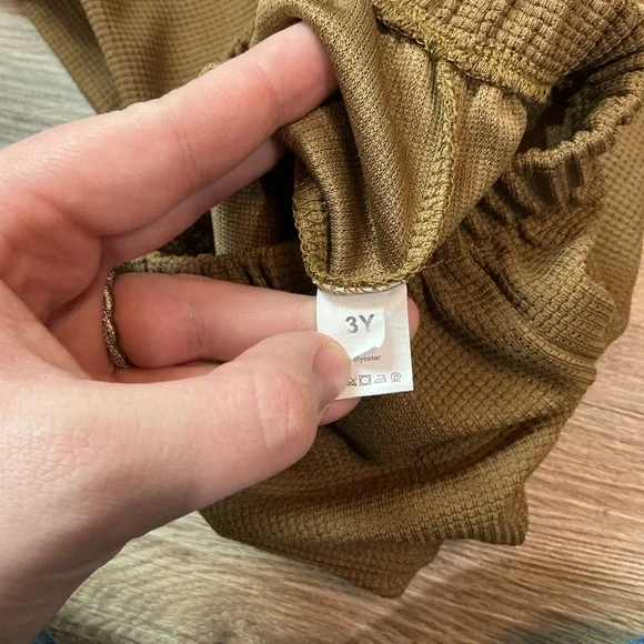 Toddler Brown Waffle Knit 2-Piece Lounge Set | Size 3Y - Picture 6 of 8